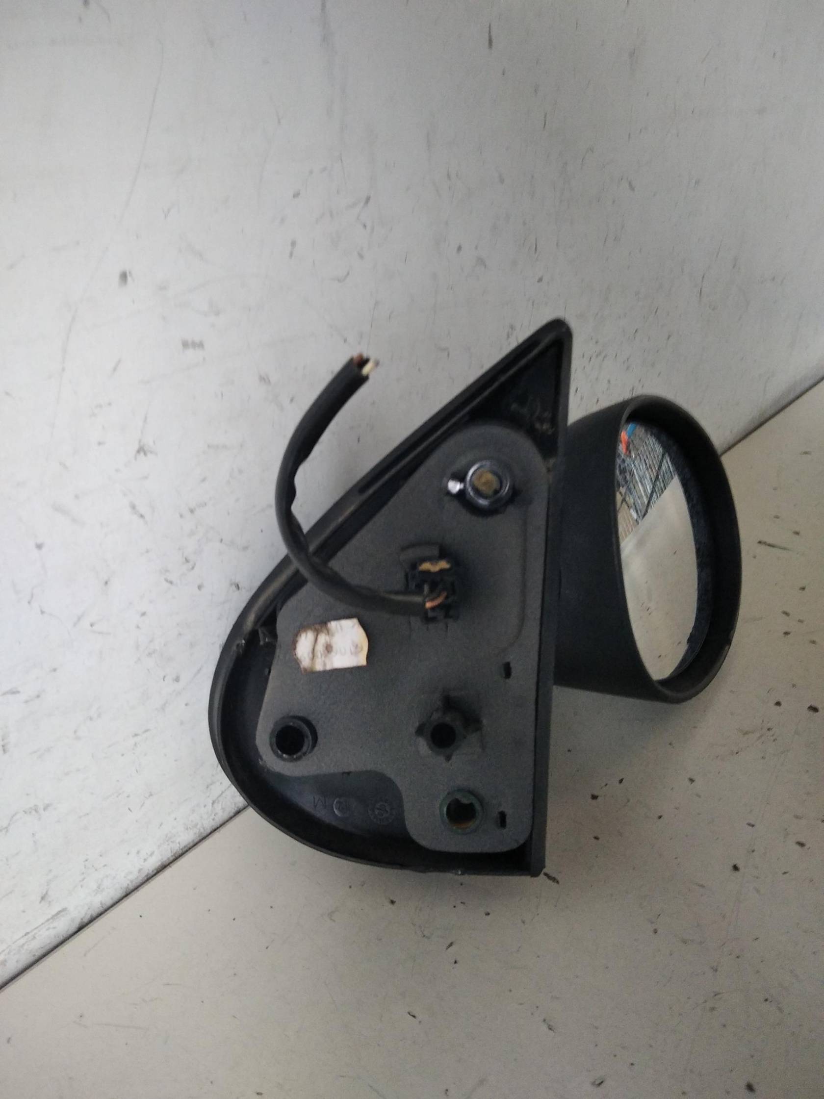 Retrovisore est. dx.